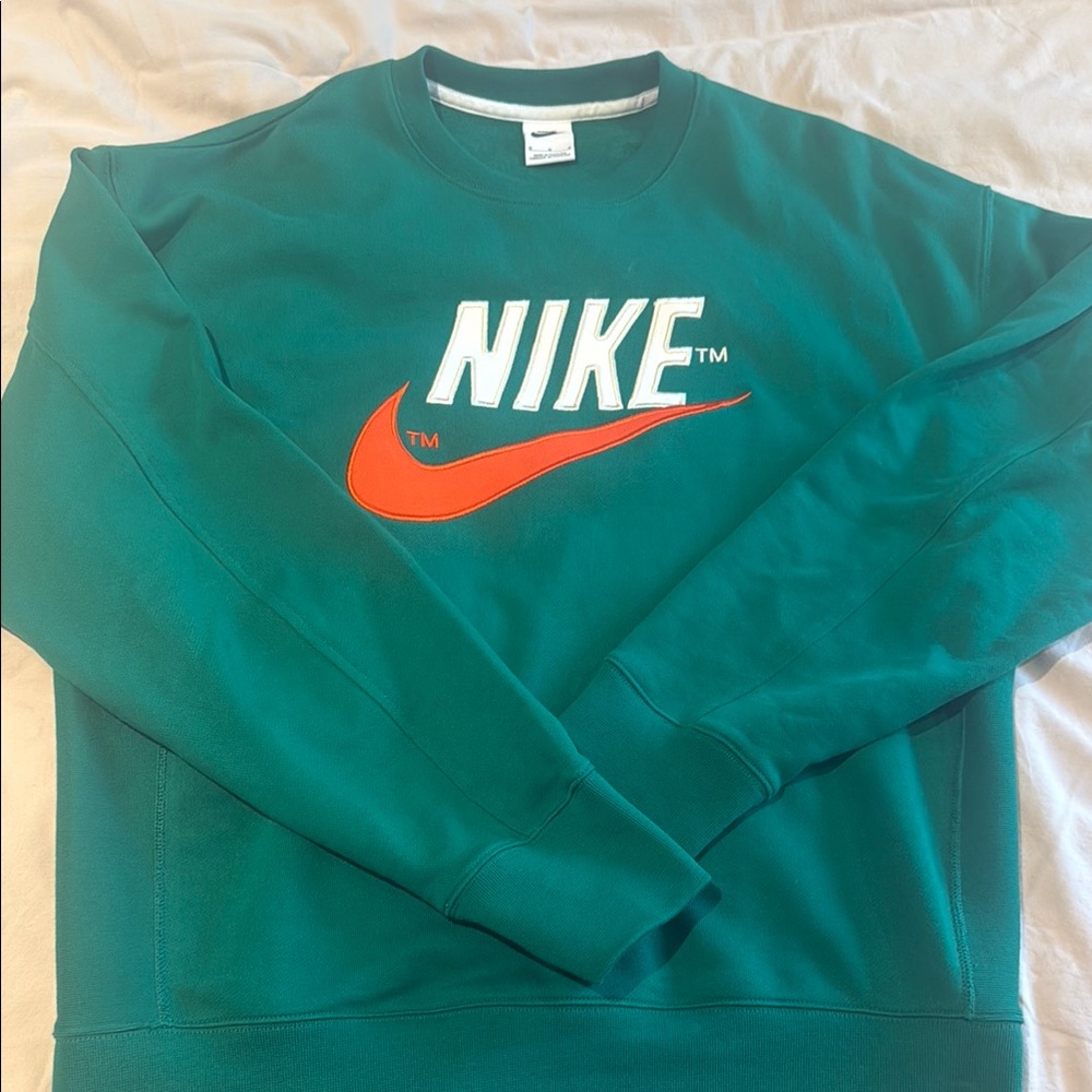 Nike Men's Green Crewneck Sweater with Orange Logo! 🔥